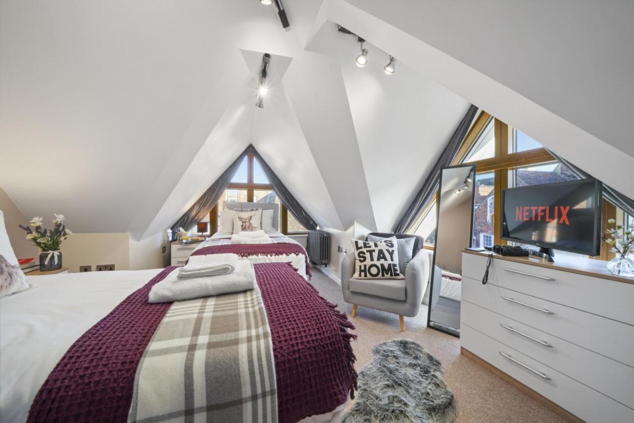 Super Funky Spire View Cottage - Free Gated Parking - Ultra Wifi カンタベリー エクステリア 写真